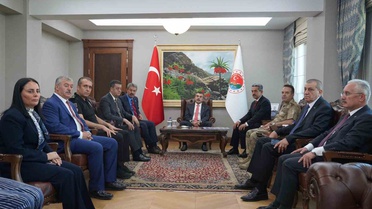 Bakan Tekin’den, Şırnak Valiliğine ziyaret