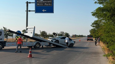 CHP'li Bandırma Belediye Başkanı Mirza'nın makam aracı kazaya karıştı: 3 yaralı