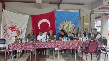 Dedeoba'ya 3 Traktör Teslim Edildi