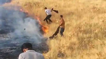Elazığ'da Kırsal Yangın Söndürme Çabaları Sürüyor