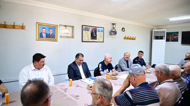 Vali Turan Akıncılar Köyü’nde Üreticilerle Buluştu