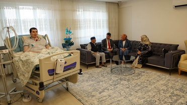 Vali Kalaylı, DMD Hastasıyla Buluştu