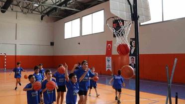Kaymakam Eroğlu'ndan Yaz Kurslarına Ziyaret