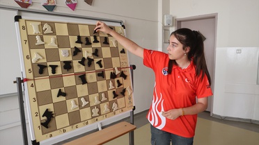 Beren Kalyoncu'dan Dünya Satranç Olimpiyatı Hedefi