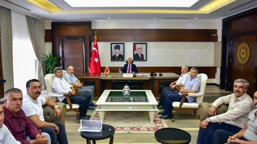 Vali Varol Muhtarlarla İstişarede Bulundu