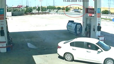 Tır Sürücüsü Kalp Krizi Geçirip Kaza Yaptı