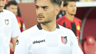 Alperen Kahraman, Uşakspor'dan Denizli İdman Yurdu'na Geçti