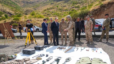 Hakkari'de Mayın Temizleme Çalışmaları İncelendi