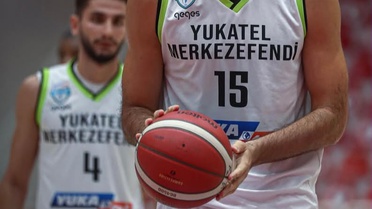 Marko Pecarski Yeniden Denizli Basket'te