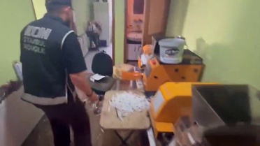 Pendik'te Kaçak Tütün Operasyonu