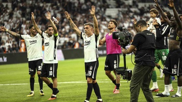 Beşiktaş, Hradec Kralove'u Geçti