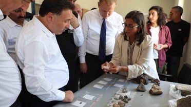 Vali Çiçek, Eğriköy Höyük Kazı Alanı’nı ziyaret etti
