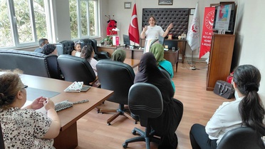 Adana'da Engelli Ailelere Eğitim Verildi