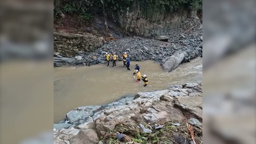 Giresun’da selde kaybolan iki kişi için '9 kilometrelik hatta' arama yapılıyor