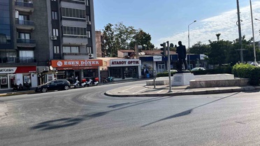 Traktör Kazası: Su Tankeri Devrildi