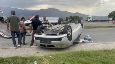 Erzincan'da Takla Atan Otomobilde 2 Yaralı