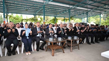 Marmara Depremi'nin 27. yılında Gölcük'te dualarla anma