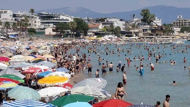 Didim'de Altınkum Plajı Dolup Taştı