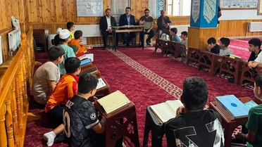 Kaymakam Ahat Kur'an Kurslarını Ziyaret Etti