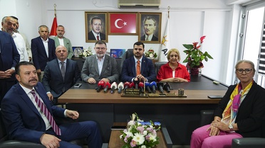 AK Parti: Menderes Belediye Başkanı'nın katılım talebi reddedildi
