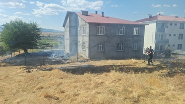 Bingöl'de Yangın Söndürüldü