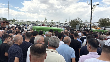 Aynı kaderi paylaştılar! Yan yana defnedildiler