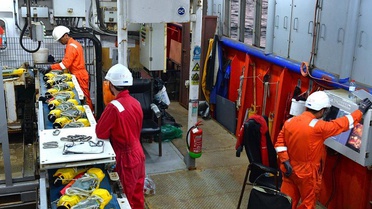 Hazar Denizi'nde Petrol Arama Çalışmaları