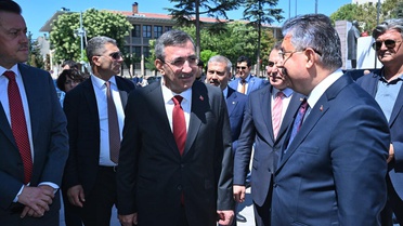 Cumhurbaşkanı Yardımcısı Yılmaz: Vatandaşın 'yastık altı' Merkez Bankası rezervinden büyük