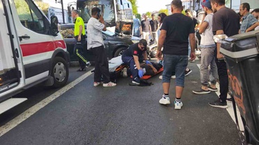 Ereğli'de Trafik Kazası: Kurye Motosikleti Yaralandı