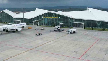 Kars Harakani Havalimanı'nda Yoğun Trafik