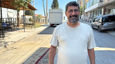 Konak'ta Yol Çilesine Halı İle Çözüm