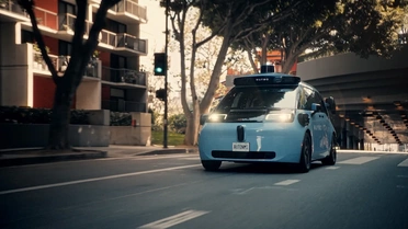Waymo, Ojai Robotaksilerini Hizmete Sundum