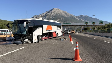Pozantı'da Otobüs Kazası: 5 Yaralı