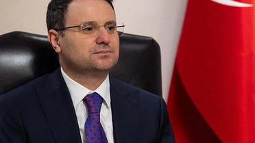 Bakan Gürlek duyurdu: Tribünler ile turistik mekanları mesken tutan çetelere dev operasyon