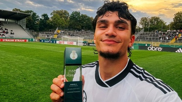 Can Uzun'dan resital! Frankfurt'tan rakibine ezici üstünlük