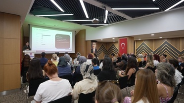 Denizlili kadınların el emekleri Denizli Büyükşehir ile dünya vitrinine taşınıyor