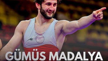 Yusuf Salih Yazıcı Gümüş Madalya Kazandı