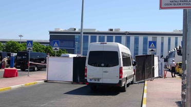 Emekli Polis Havalimanında Eski Arkadaşını Vurdu