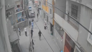 Adana’da aile kavgası sokağı savaş alanına çevirdi
