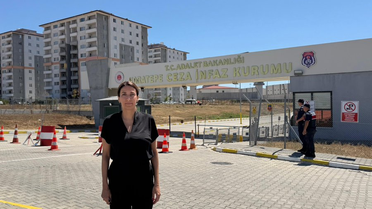 Rızvanoğlu'ndan, tutuklu Üsküdar Belediye Başkanı Dedetaş’a ve komedyen Deniz Göktaş’a ziyaret