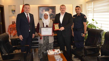 Hayırsever Ayşe Arslan'dan Örnek Bağış
