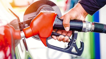 Akaryakıt fiyatları yine değişiyor! Motorinden sonra sıra benzine geldi