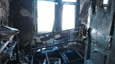 CHP'li Şimşek, evi yanan ressam Özen'i ziyaret etti