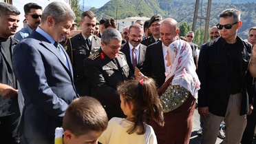 Orgeneral Bayraktaroğlu Yusufeli'nde Ziyarette Bulundu
