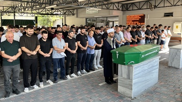 Boğulan Öğretmen Enes Yaşar Toprağa Verildi