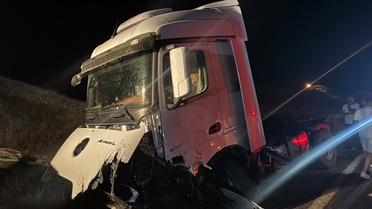 Diyarbakır'da Trafik Kazası: 2 Ölü, 1 Yaralı