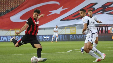 Çorum FK - Kasımpaşa: İlk Yarı Sonucu 0-1