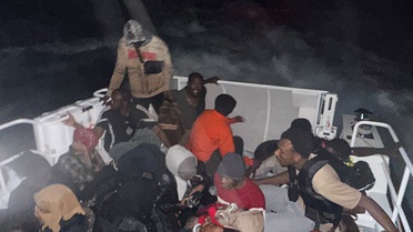 İzmir Açıklarında 51 Düzensiz Göçmen Yakalandı