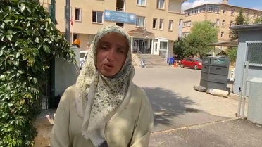 Kayıp oğlundan haber beklerken beyin kanaması geçirdi