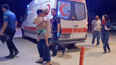 Bursa'da aile kavgası kanlı bitti: Baba ve 4 yaşındaki oğlu tüfekle vuruldu
